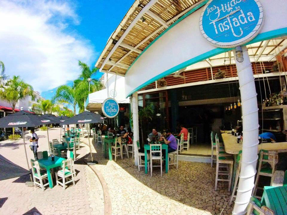  Si visitas playa del Carmen no se te olvide visitar el restaurante LAS HIJAS DE LAS TOSTADAS